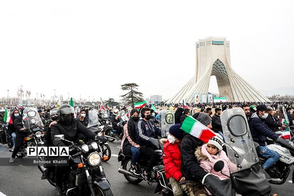 راهپیمایی یوم الله ۲۲ بهمن در تهران