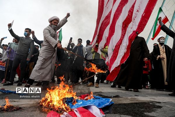 راهپیمایی یوم الله ۲۲ بهمن در تهران