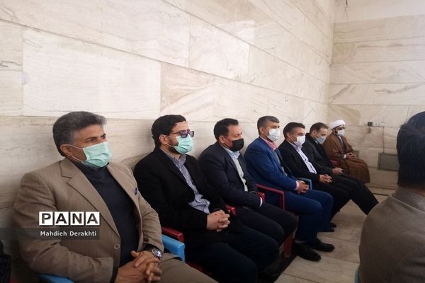 شور انقلابی مردم ولایتمدار بهارستان در روز سرد زمستانی