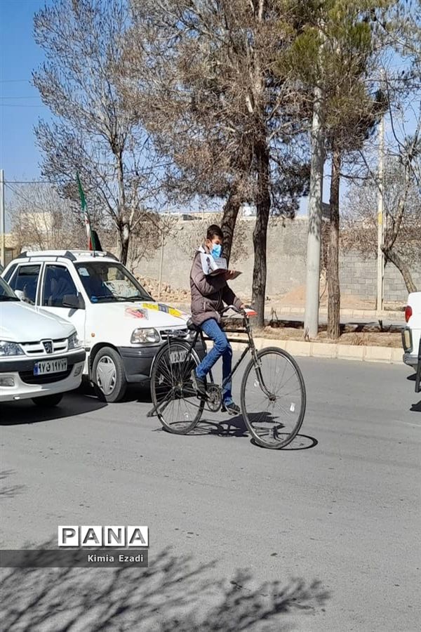 راهپیمایی باشکوه مردم شهرستان آباده درجشن پیروزی انقلاب