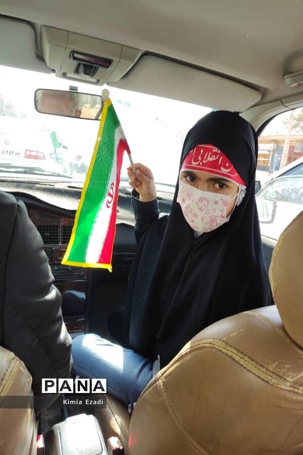 راهپیمایی باشکوه مردم شهرستان آباده درجشن پیروزی انقلاب