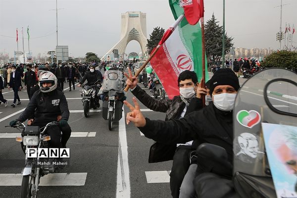 راهپیمایی یوم الله ۲۲ بهمن در تهران