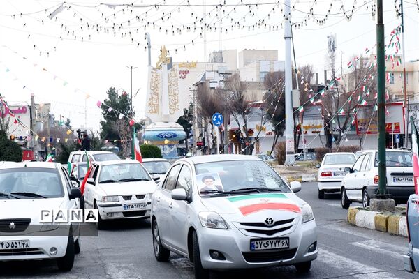 شکوه راهپیمایی ۲۲ بهمن در استان البرز
