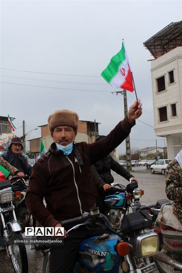 راهپیمایی خودرویی و موتوری ۲۲ بهمن در شهرستان گلوگاه