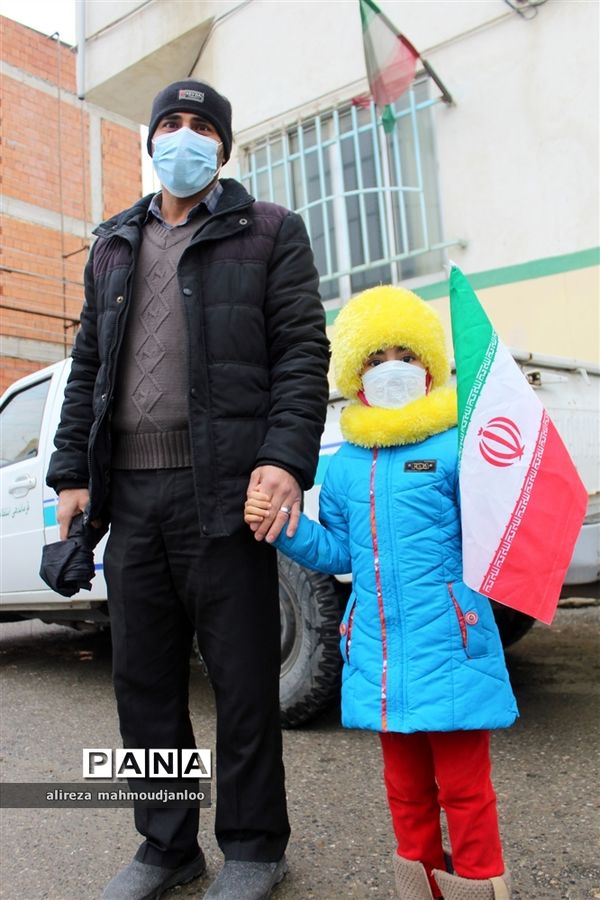 راهپیمایی خودرویی و موتوری ۲۲ بهمن در شهرستان گلوگاه