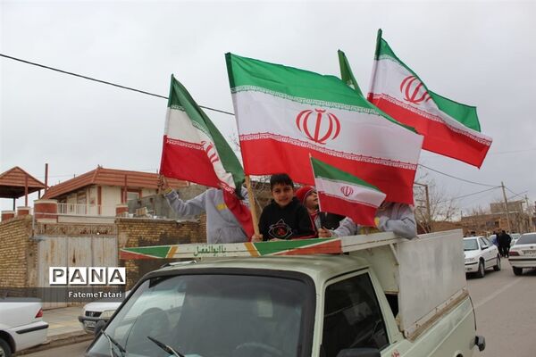 برگزاری راهپیمایی۲۲ بهمن در بام و‌صفی آباد