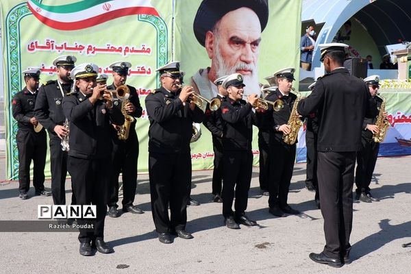 حضور پر شور مردم هرمزگان در راهپیمایی 22 بهمن 1400