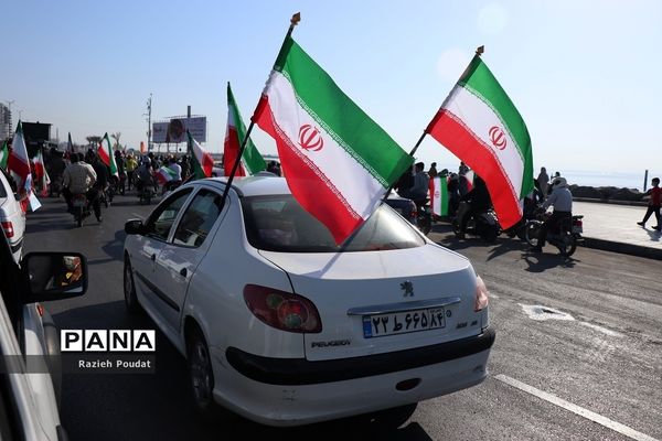 حضور پر شور مردم هرمزگان در راهپیمایی 22 بهمن 1400