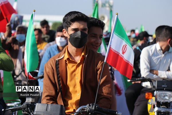 حضور پر شور مردم هرمزگان در راهپیمایی 22 بهمن 1400