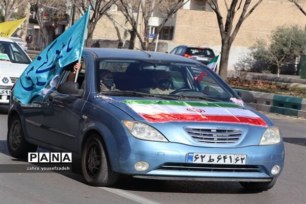 راهپیمایی خودرویی و موتوری 22 بهمن در شیراز