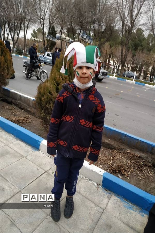 راهپیمایی یوم الله  ۲۲ بهمن در شهرستان شاهین شهر اصفهان