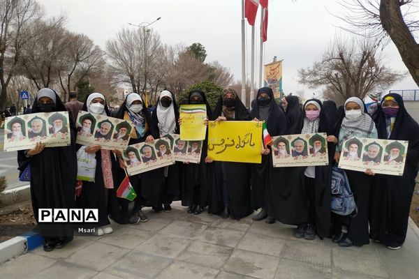 راهپیمایی یوم الله  ۲۲ بهمن در شهرستان شاهین شهر اصفهان