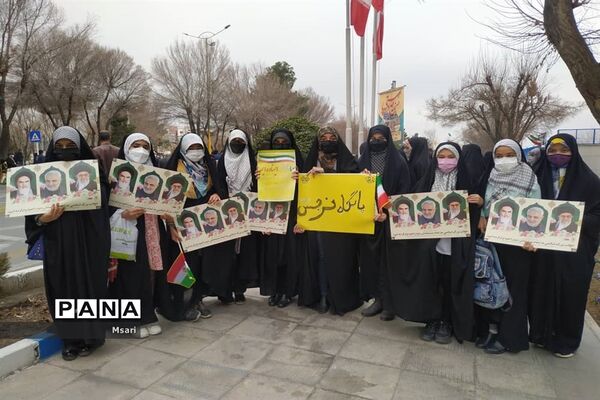 راهپیمایی یوم الله  ۲۲ بهمن در شهرستان شاهین شهر اصفهان