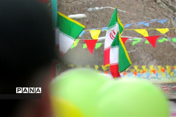راهمپایی خودرویی و موتوری در یوم‌الله 22 بهمن در فلاورجان اصفهان