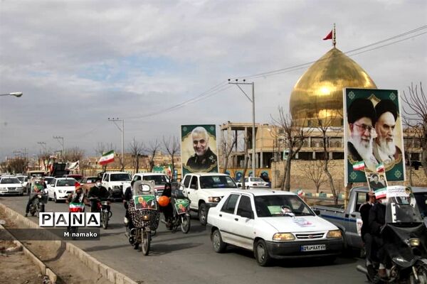 راهپیمایی 22 بهمن خودرویی در شهرستان آران و بیدگل