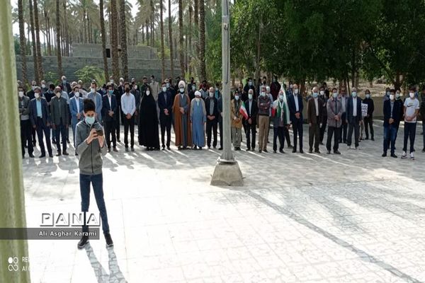 مراسم 22 بهمن در آب پخش