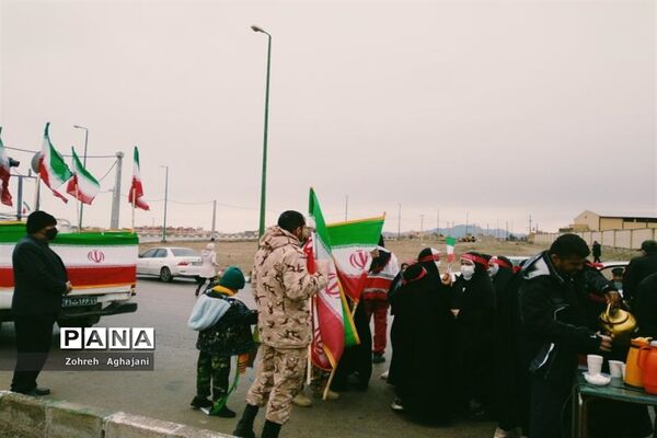 راهپیمایی 22 بهمن در شهر کهک
