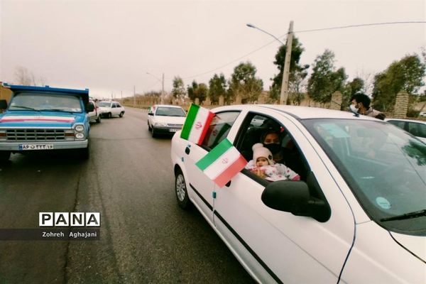راهپیمایی 22 بهمن در شهر کهک