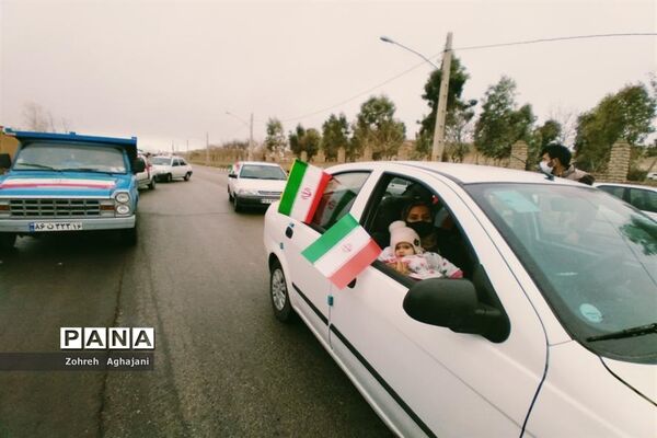 راهپیمایی 22 بهمن در شهر کهک