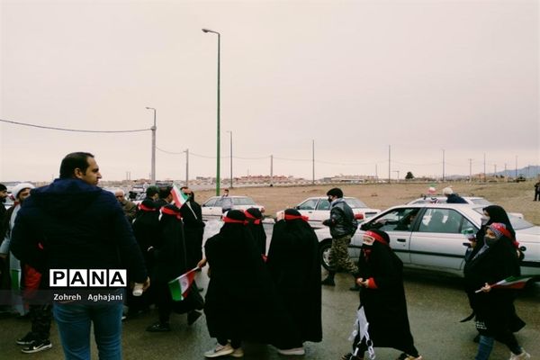 راهپیمایی 22 بهمن در شهر کهک