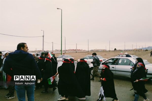 راهپیمایی 22 بهمن در شهر کهک