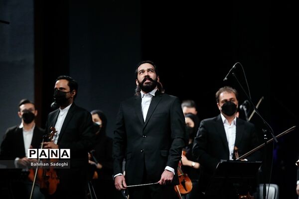 اجرای ارکستر سمفونیک تهران در جشنواره موسیقی فجر