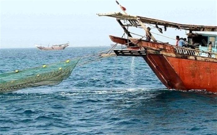 توقیف شناور تجاری در آب‌های بوشهر