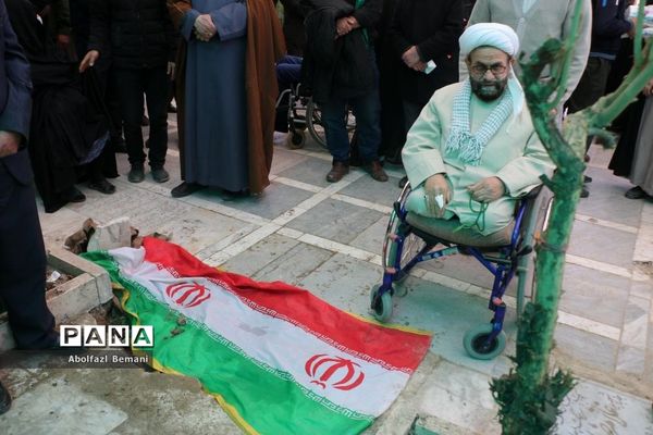 تشییع جانباز شهید «محمدباقر هنرور» در قم