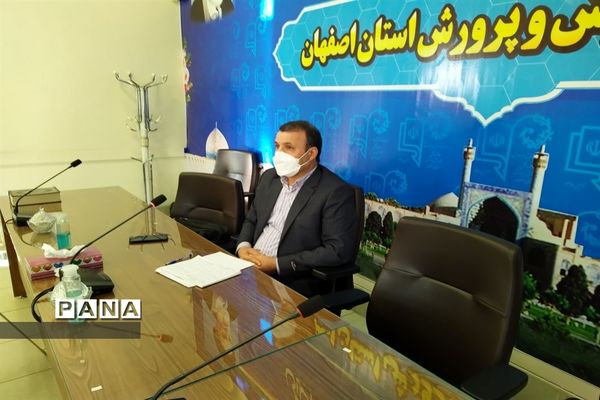 روز اول دوره آموزشی خبرنگاری پانا ویژه دانش‌آموزان در اصفهان