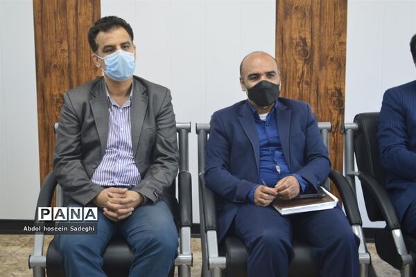 جلسه هم‌اندیشی روسا و کارشناسان حوزه آموزش ابتدایی آموزش و پرورش استان بوشهر