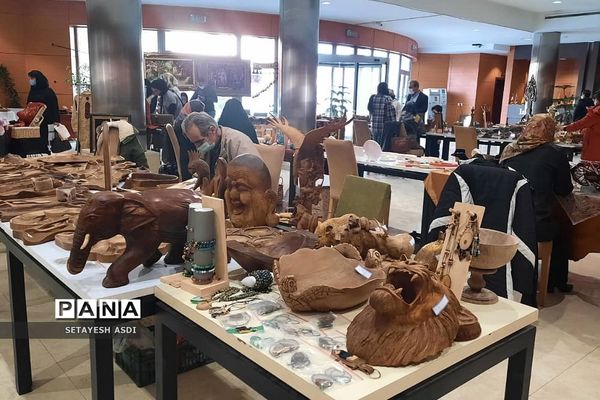 برگزاری نمایشگاه صنایع‌دستی شهرستان پردیس