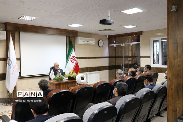 مراسم تکریم معاون پرورشی و فرهنگی و رئیس سازمان دانش‌آموزی خراسان رضوی