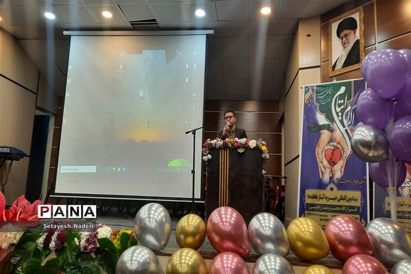 اجرای گروه موسیقی لاله به مناسبت ولادت حضرت علی(ع)در شهرستان قرچک