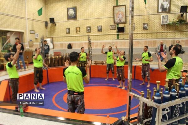 گرامیداشت روز پدر در سالن ورزش‌های باستانی فرهنگیان قم