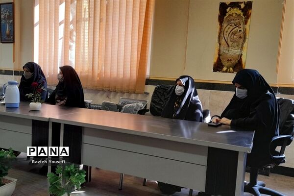 افتتاح اتاق گفتگوی اولیا و مربیان درشهرستان قرچک