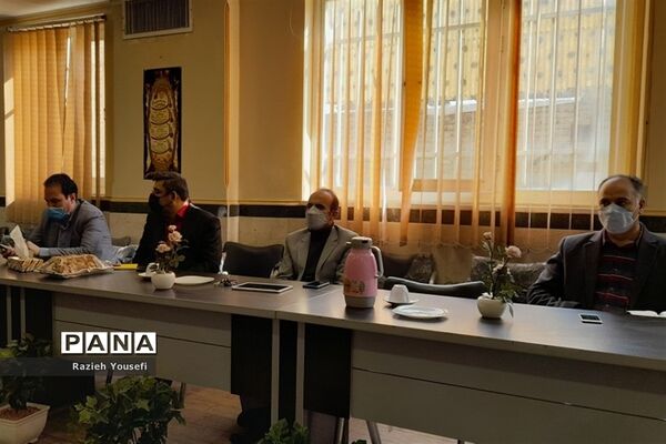 افتتاح اتاق گفتگوی اولیا و مربیان درشهرستان قرچک