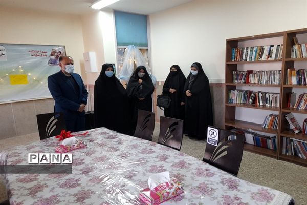 افتتاح اتاق گفتگوی والدین در دبیرستان دخترانه عدالت جوادآباد