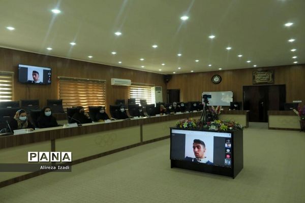 نشست کارگروه‌های تخصصی نخبگان نوجوان استان بوشهر