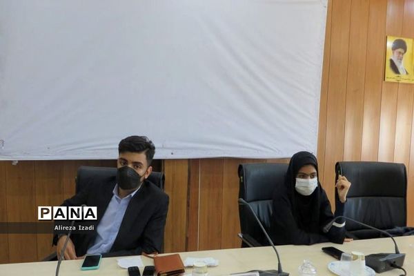 نشست کارگروه‌های تخصصی نخبگان نوجوان استان بوشهر