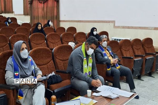 برگزاری مسابقات مناظره دانش‌آموزی شهرستان برخوار