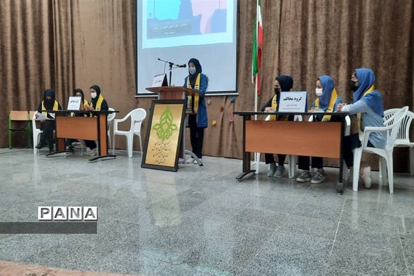 برگزاری مسابقات مناظره دانش‌آموزی شهرستان برخوار