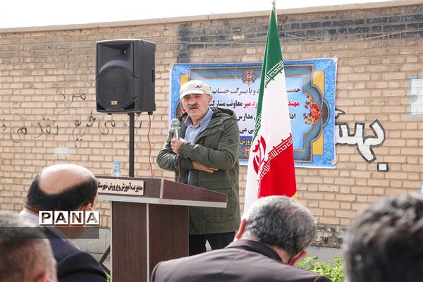 آغاز کلنگ‌زنی احداث مدرسه سه کلاسه در منطقه کم برخوردار امیدیه
