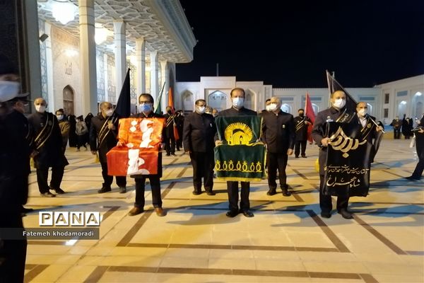 مراسم لاله‌گردانی به مناسبت بزرگداشت شهادت حضرت احمدبن موسی الکاظم( ع) در شیراز
