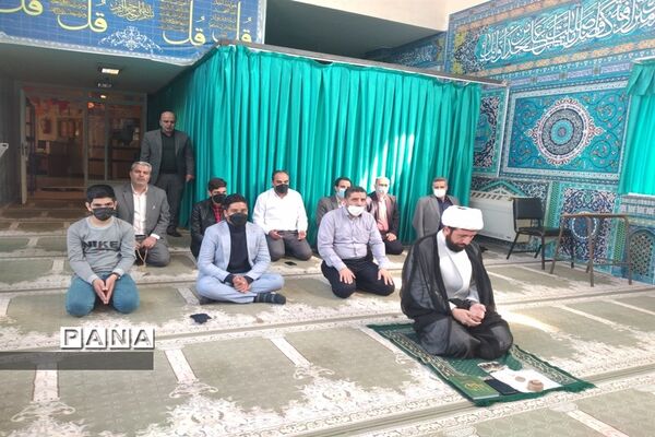 نشست تخصصی کارگروه‌های مجلس دانش‌آموزی اداره آموزش و پرورش ناحیه 2 استان اصفهان