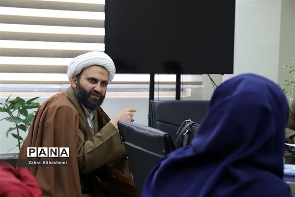 جلسه اعضای دبیرخانه استانی پویش ملی ایران سرسبز