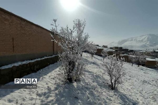 بارش اولین برف اسفند در فارسان
