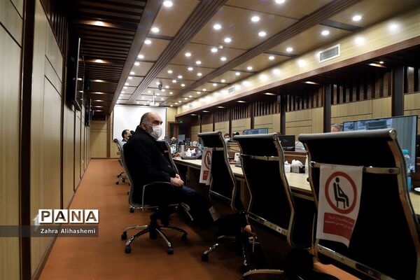 نشست معاون توسعه و پشتیبانی آموزش و پرورش شهر تهران با مدیر عامل بنیاد خیریه فجر
