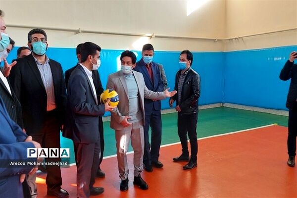 افتتاح سالن ورزشی درون مدرسه‌ای شهید بهشتی در شهرستان قرچک