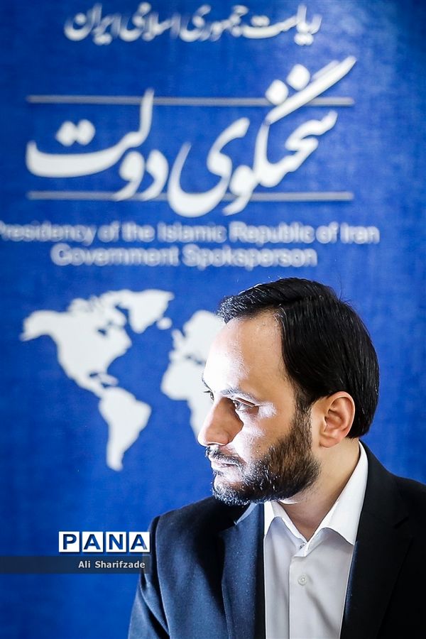 نشست خبری سخنگو‌ی دولت