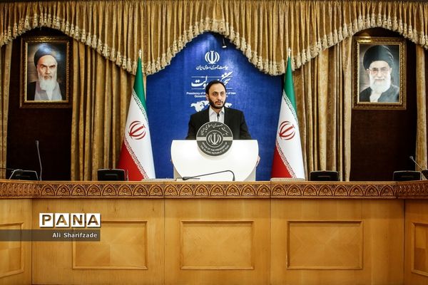 نشست خبری سخنگو‌ی دولت